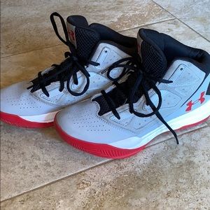 Under Armour Big Boys Basketball Shoes Size 5Y